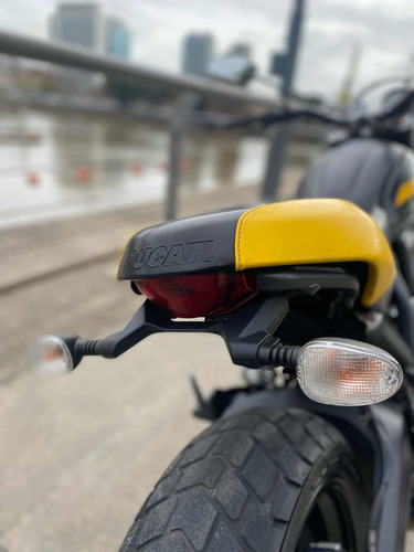 Ducati Scrambler 800 Ful Th