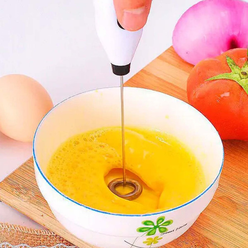 Mini Mixer De Bebidas Misturador A Pilha Multiuso Portátil Cor Branco