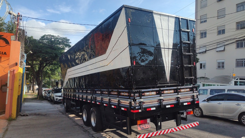 Mercedes Atego 2426 Modelo 2018 Com Carroceria Carvoeira