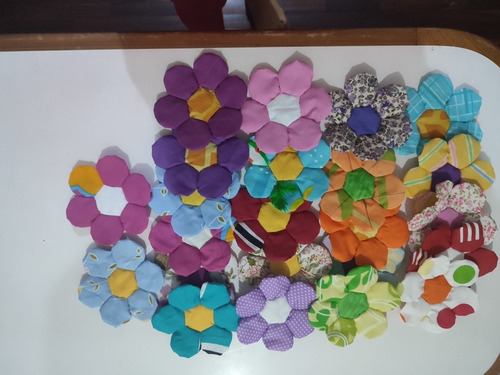 Imagen 6 de 6 de Flores Artesanales De Tela