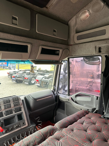 Iveco Stralis 440 6x2 2014 - Tvg Caminhões
