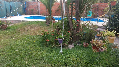 Imagen 9 de 14 de Casa 4 Dormitorios Excelente Ubicación.con Pileta