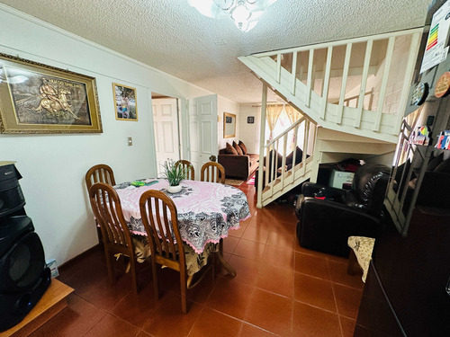 Casa En Venta Los Pinos Comuna De Quilpue (86577)