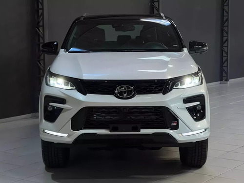Toyota SW4 2.8 Tdi Gr-s 4x4 7as 6at
