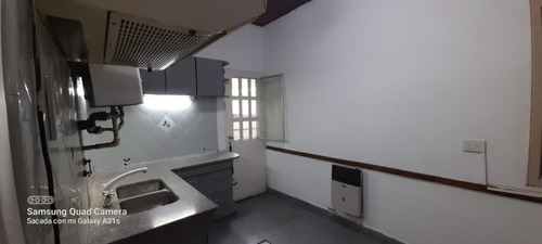 Casa En Venta Luis Guillon !! Oportunidad