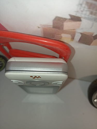 Sony Ericsson W205a Telcel (en Caja Con Accesorios) Blanco (Usado)
