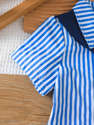 Conjunto De Camisa Y Pantalones Cortos Con Estampado De Raya