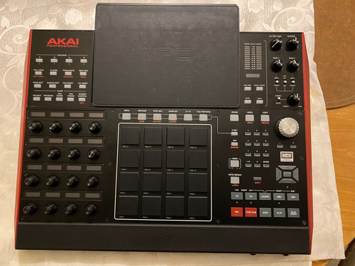 Akai Mpc X Drum Sampler Profesional (Usado)