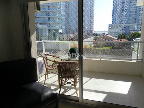 Imagen 3 de 18 de Apartamento En Mansa, 1 Dormitorios *