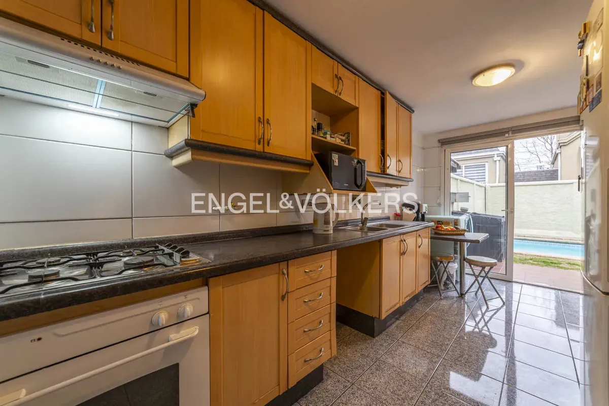 Imagen 5 de 17 de Hermosa Casa En Condominio En La Reina