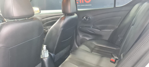 Nissan Versa 1.6 16V FLEXSTART UNIQUE 4P XTRONIC