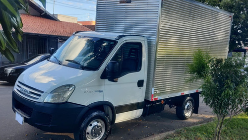 Iveco Daily 35s14 Ano 2011