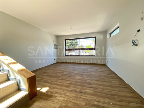 Casa En Venta De 3 Dorm. En Chiguayante
