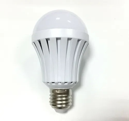 Bombillo Led Recargable 12w