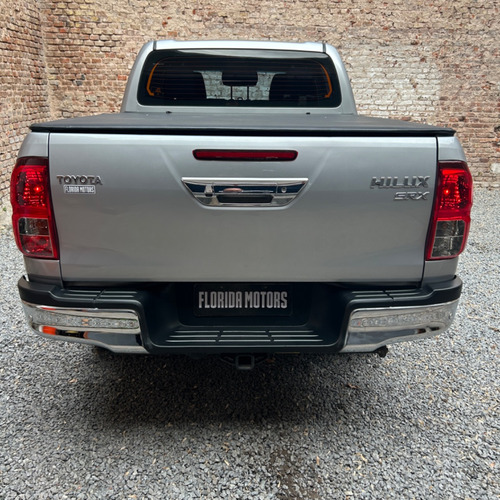 Toyota Hilux 2.8 Cd Srx 177cv 4x4 At