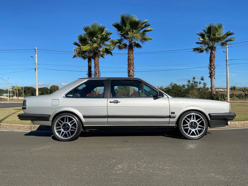 Imagem 1 de 10 de Volkswagen Santana Cd