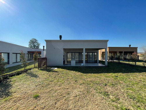 Imagen 23 de 30 de Venta 4 Amb. A Estrenar Pilar Del Este