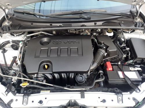 Imagen 19 de 20 de Toyota Corolla 2017 1.8 Xei Mt 140cv