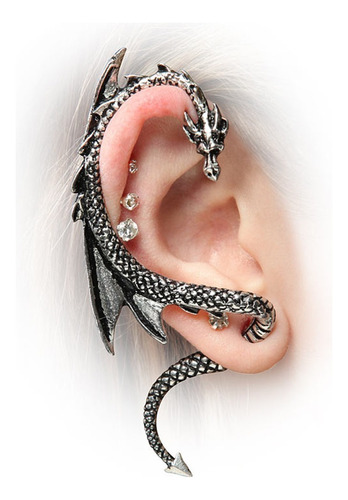 Fashionable Retro Flying Dragon Ear Hanging Girl