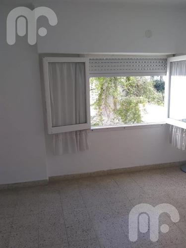Imagen 4 de 10 de Venta Departamento - La Plata
