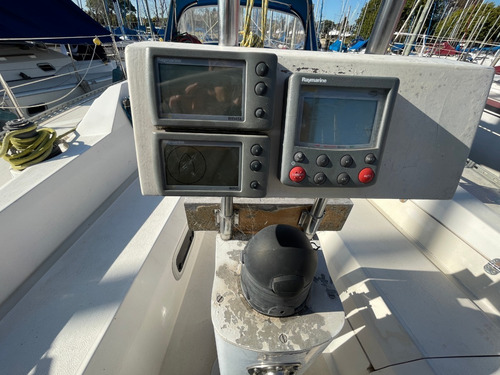 Imagen 25 de 25 de Velero Van 41 Año 2003 Motor Yanmar 40 Hp Casco Divinicel