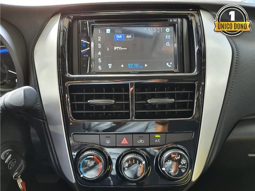 Imagem 14 de 15 de Toyota Yaris 1.5 16v Flex Sedan Xl Live Multidrive