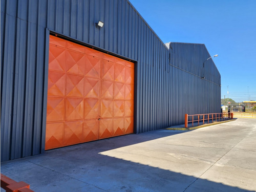 Arriendo Bodega De 750 M2 En Ruta 5 Sur, Lautaro.