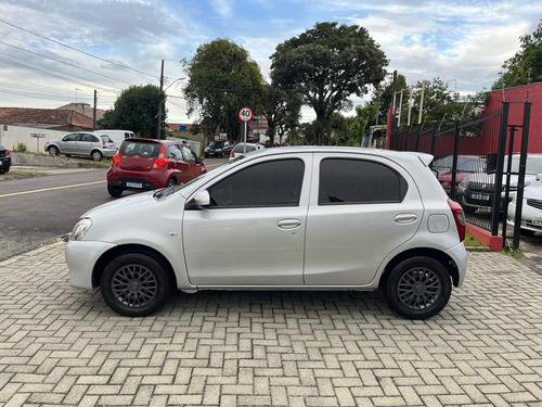 Toyota Etios 1.3 16v X 5p