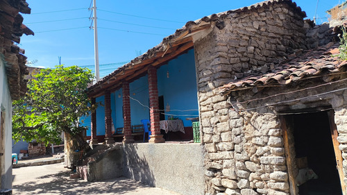 Terreno Con Doble Frontis En El Centro Histórico Ayacucho