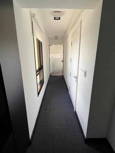 Imagen 8 de 14 de Venta Oficina Centro Torre X 3 Ambientes 2 Baños Terraza