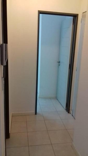 Imagen 8 de 17 de Departamento 2 Ambientes En Caseros Centro