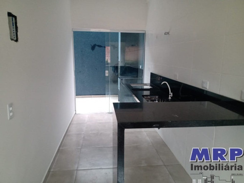 Imagem 3 de 17 de Ap 00272 - Apartamento Em Ubatuba, 1 Dormitório, Oportunidade, Próximo A Praia Da Maranduba, Acabamento De Primeira Com Pedras E Mármores - Ap00272 - 67613694