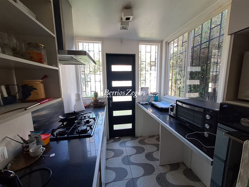 Casa En Venta 3 Dormitorios Colegios Apumanque En Las Condes
