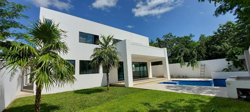 Espectacular Casa En Venta Con Alberca Privada En Cancun