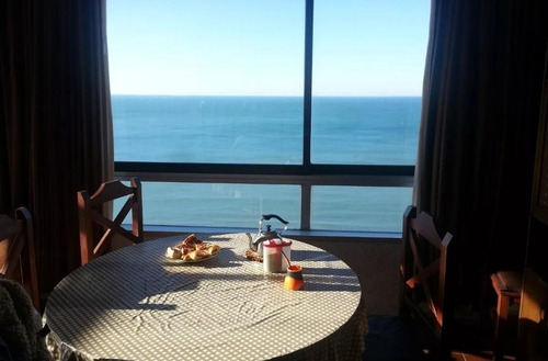Imagen 2 de 14 de Departamento, Miramar Frente Al Mar, Alquiler