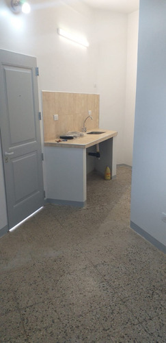 Imagen 4 de 6 de Monoambiente Dividido A Estrenar. J L Suárez