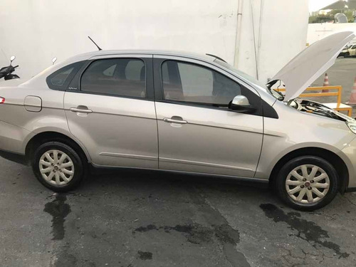 Fiat Grand Siena 2013 1.4 Attractive Flex 4p