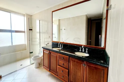 Apartamento En Venta En El Poblado. Cod V501341