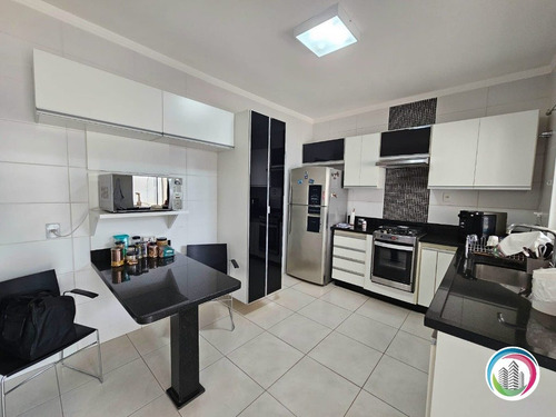 Casa Para Venda No Cond. Villaggio 2 Em Bauru/sp Ou Permuta Por Ap. 03 Dorm. Zona Sul Com + 100 M²