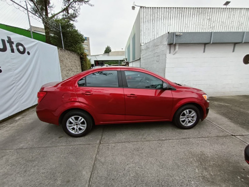 Imagen 6 de 12 de Chevrolet Sonic Lt Aut 2015