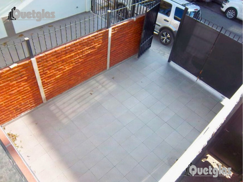 Alquiler Dúplex Con Patio Y Garaje En Villa Dominico