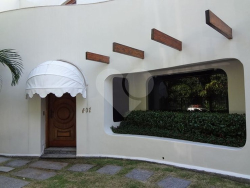 Linda Casa 4 Dormitórios 4 Vagas Na Aclimação - 469 M2 Próxima Ao Parque Da Aclimação! - 226-im205717