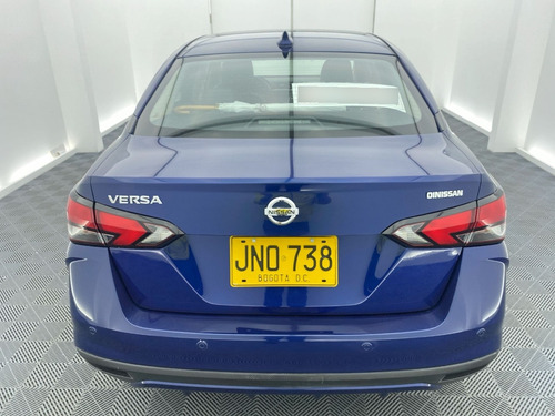 Imagen 9 de 25 de Nissan Versa Exclusive At 1.6