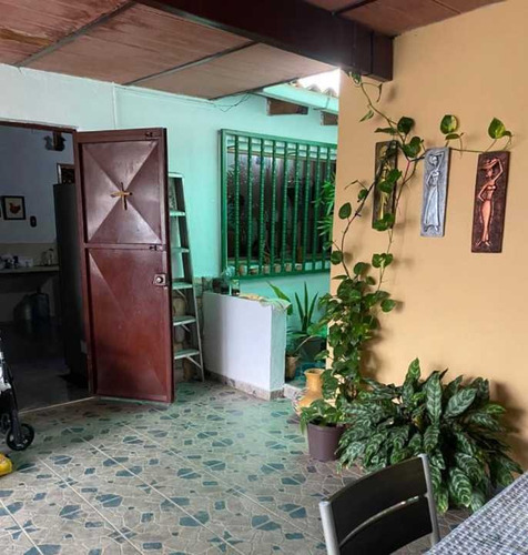 Imagen 7 de 17 de Casa En Venta Flor Amarillo