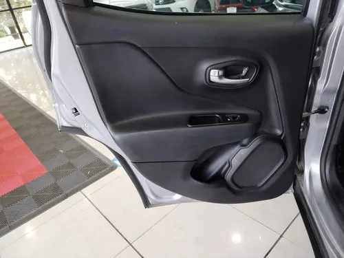 Jeep Renegade 1.8 Latitude At
