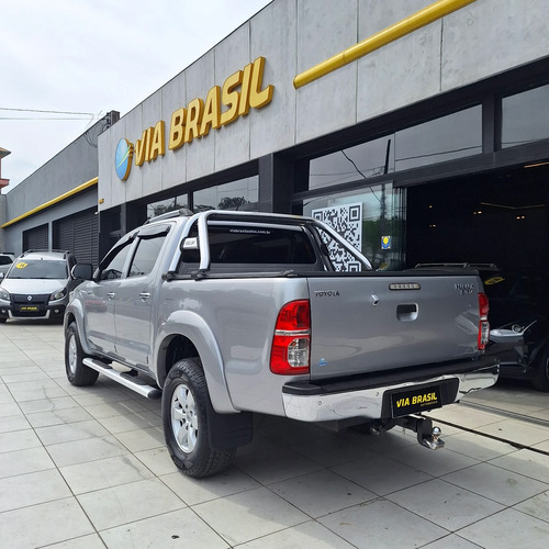 Toyota Hilux 2.7 SRV 4X2 CD 16V FLEX 4P AUTOMÁTICO