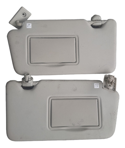 Viceras Parasol Nissan Versa March 2012-2019 Par Original (Usado)