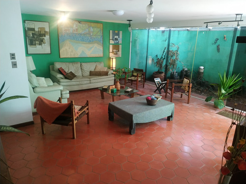 Imagen 3 de 25 de Venta De Casa En Los Chorros, Calle El Rosario, Municipio Secre