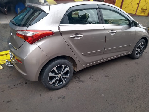 Hyundai Hb20 Comfort Plus 1.0 Cinza 2017