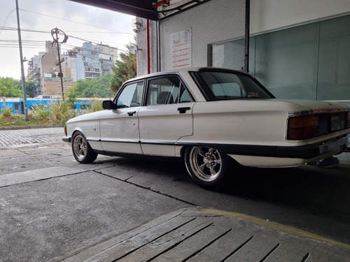 Imagen 2 de 15 de Ford Falcon Ghia Sp